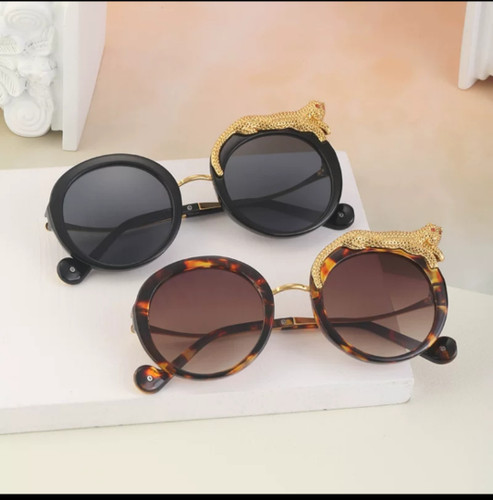 عینک آفتابی زنانه مخصوص خاص پسندان و شیک پوشان